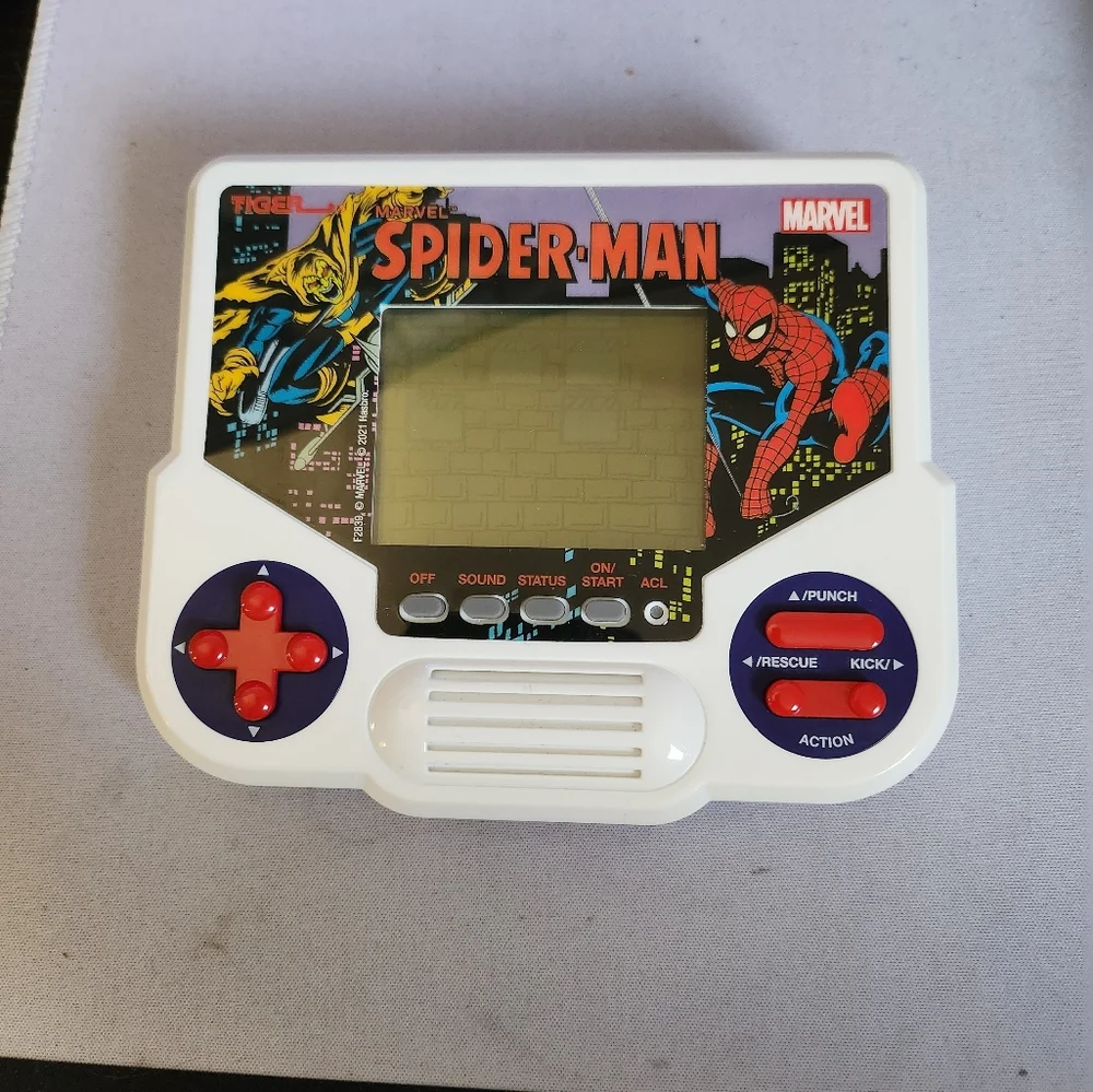 Brand New Tiger Electronics Spider-Man game